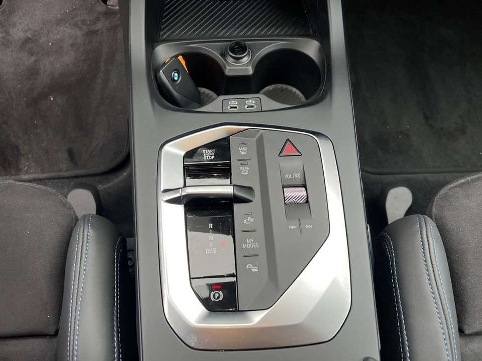 Car picture 11