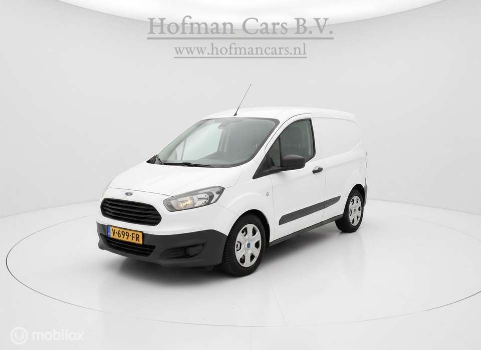 Ford Transit Courier - Imagem 1