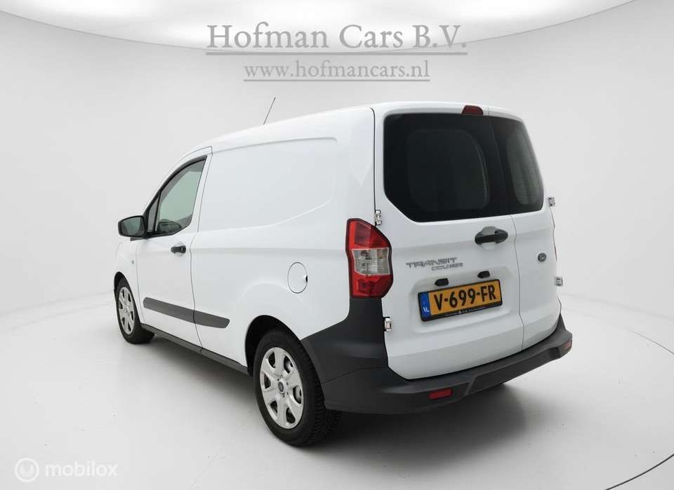 Ford Transit Courier - Imagem 3