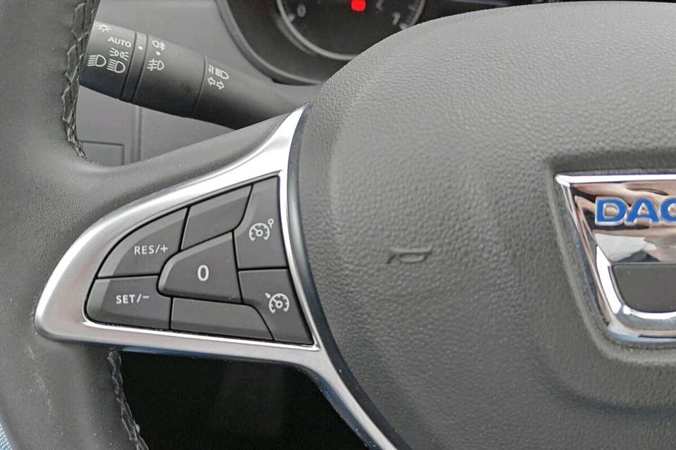 Car picture 11