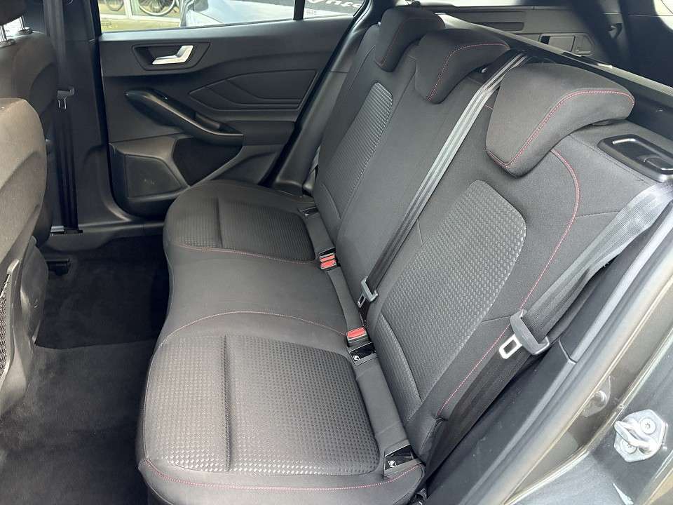 Ford Focus - Imagem 15