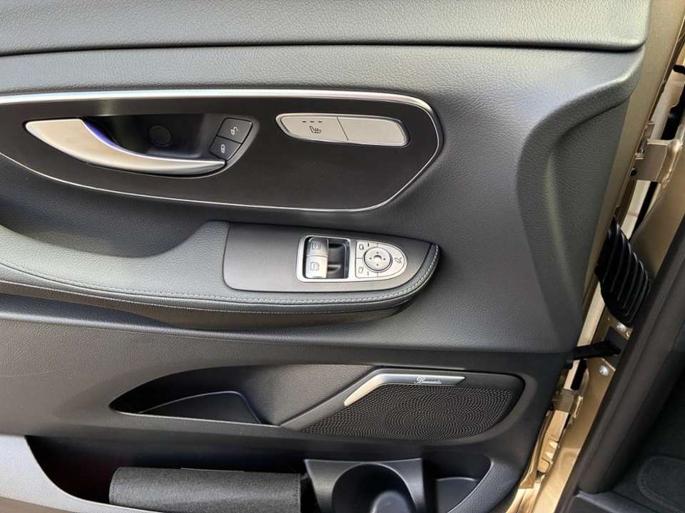 Mercedes-Benz V 250 - Imagem 5