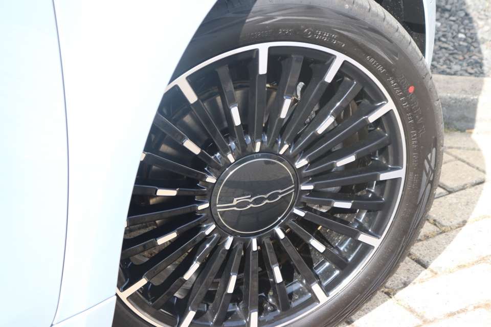 Car picture 11