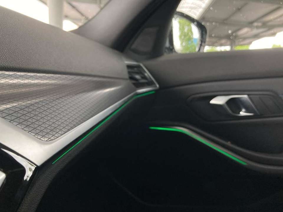 Car picture 9