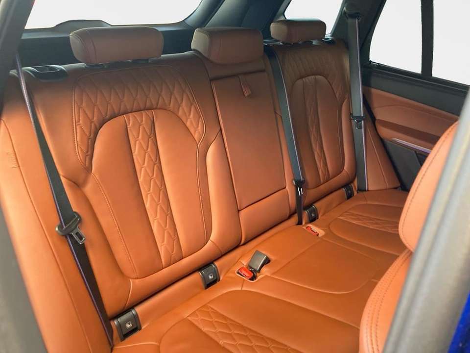 Car picture 15