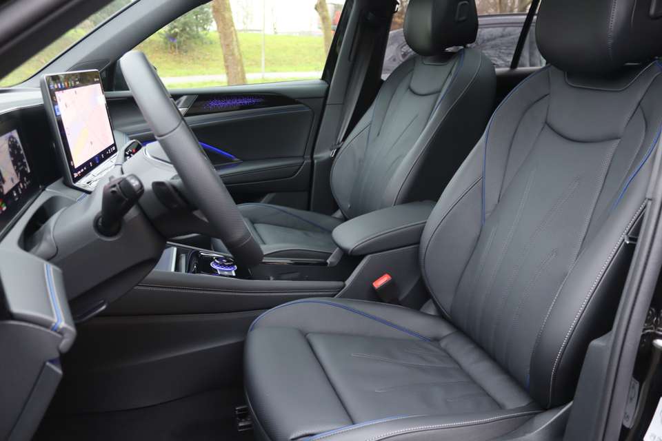Car picture 12