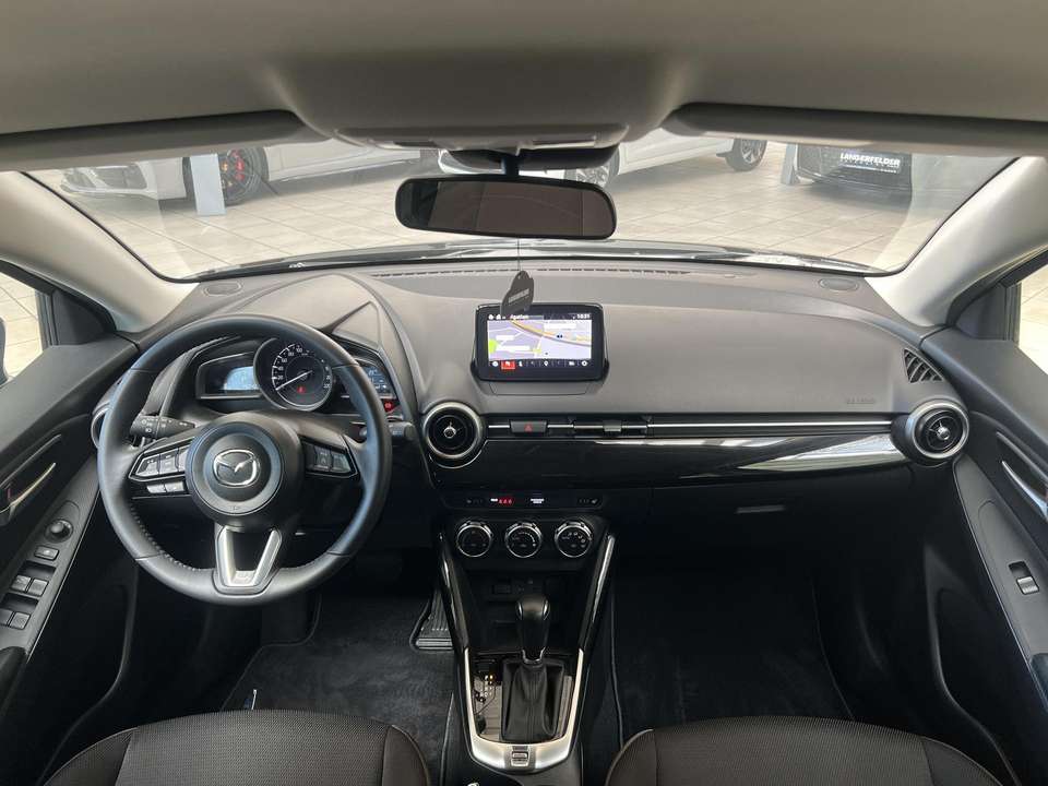 Mazda 2 - Imagem 11