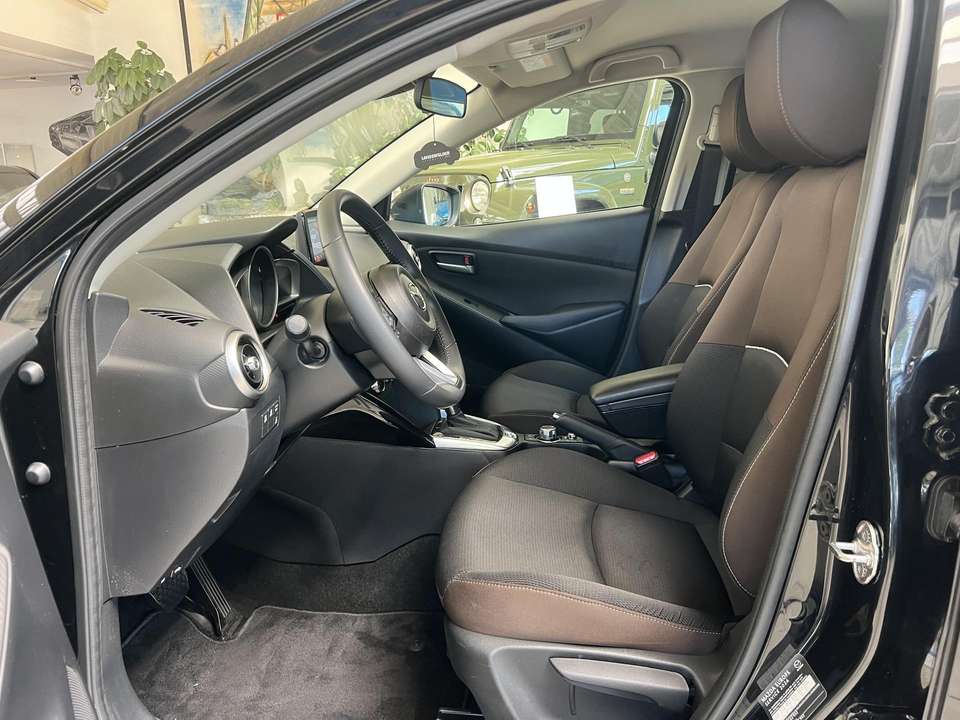 Mazda 2 - Imagem 14