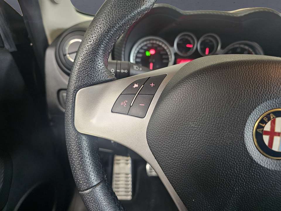 Alfa Romeo MiTo - Imagem 13