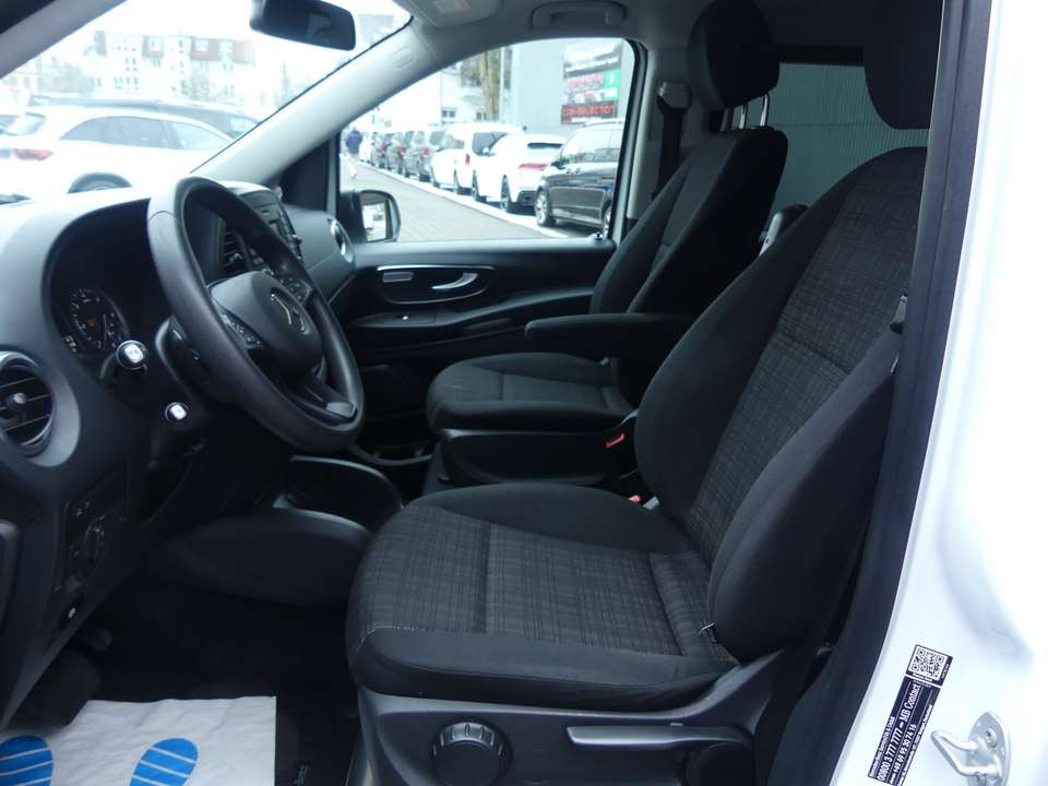 Car picture 9