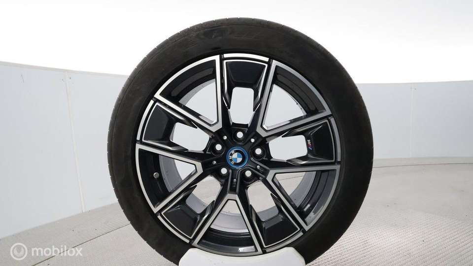 Car picture 4