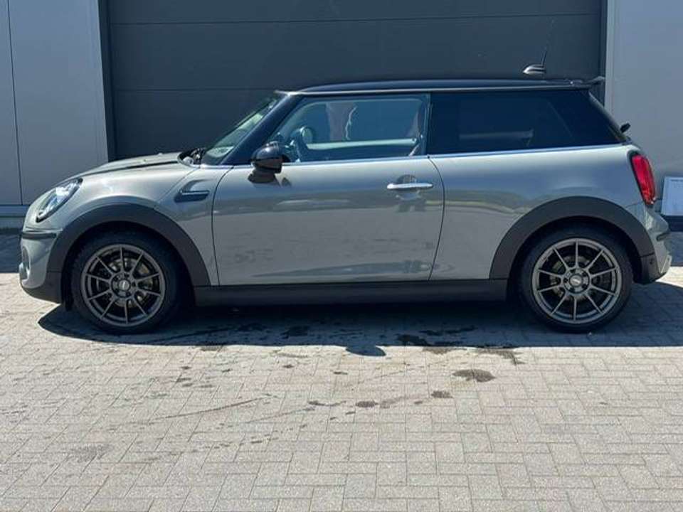 Car picture 2
