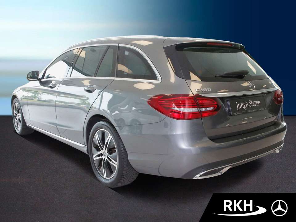 Mercedes-Benz C 180 - Imagem 4