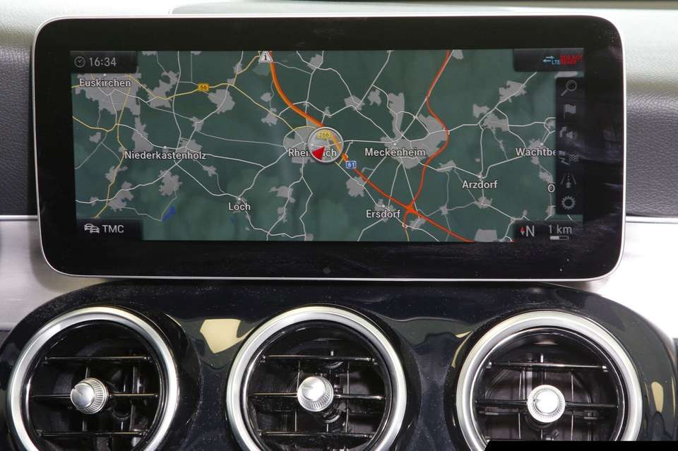 Mercedes-Benz C 180 - Imagem 11