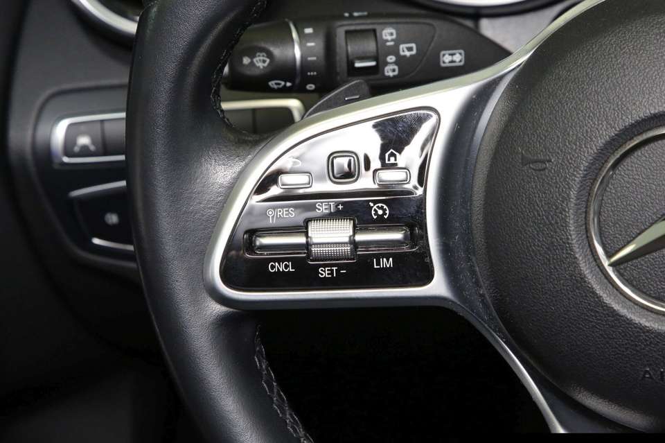 Mercedes-Benz C 180 - Imagem 16