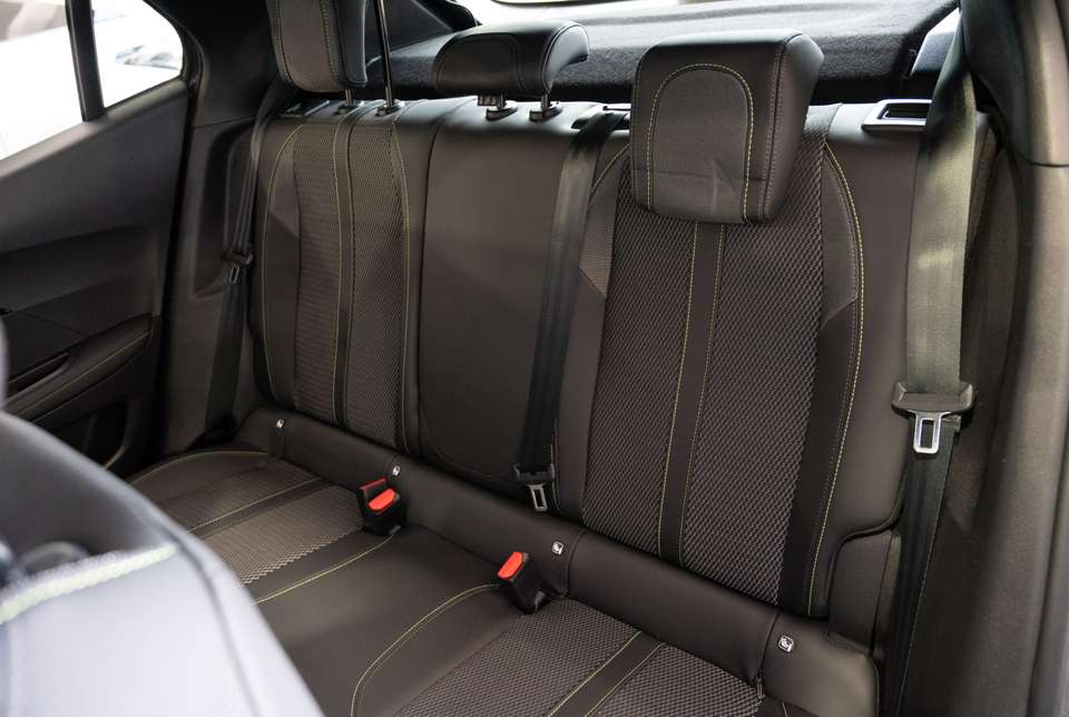 Car picture 8