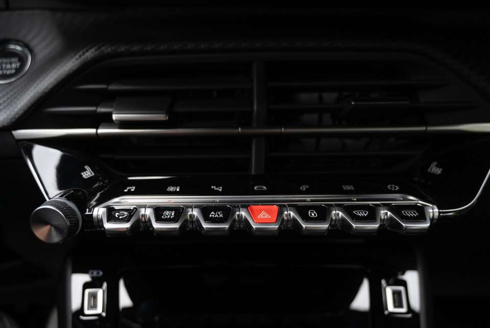 Car picture 9