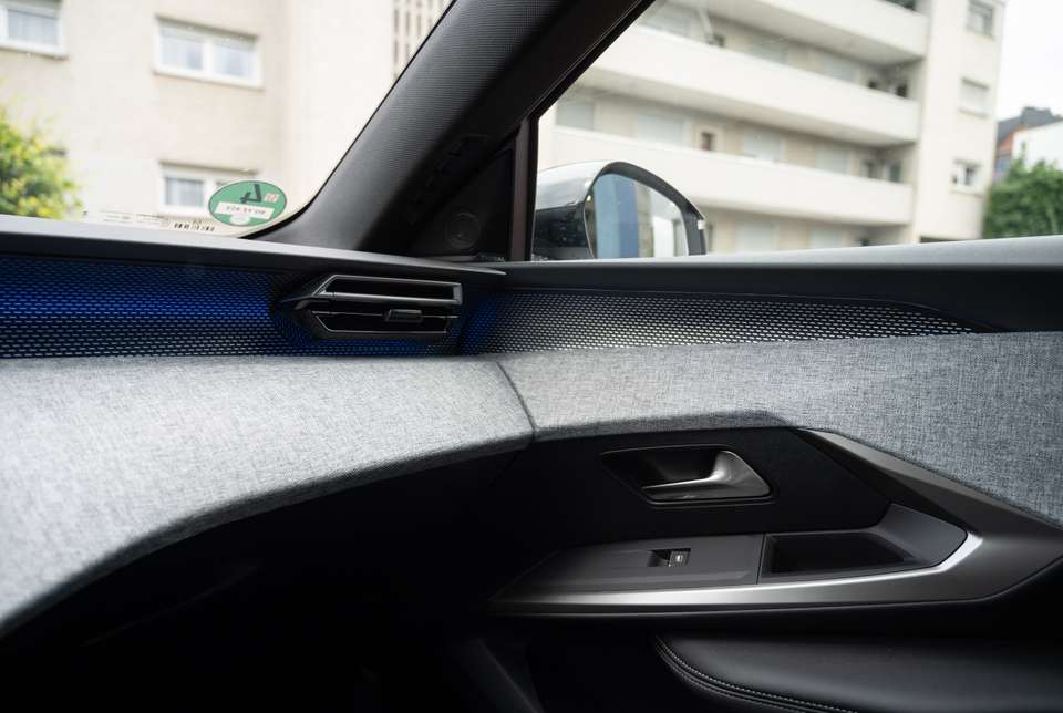 Car picture 12