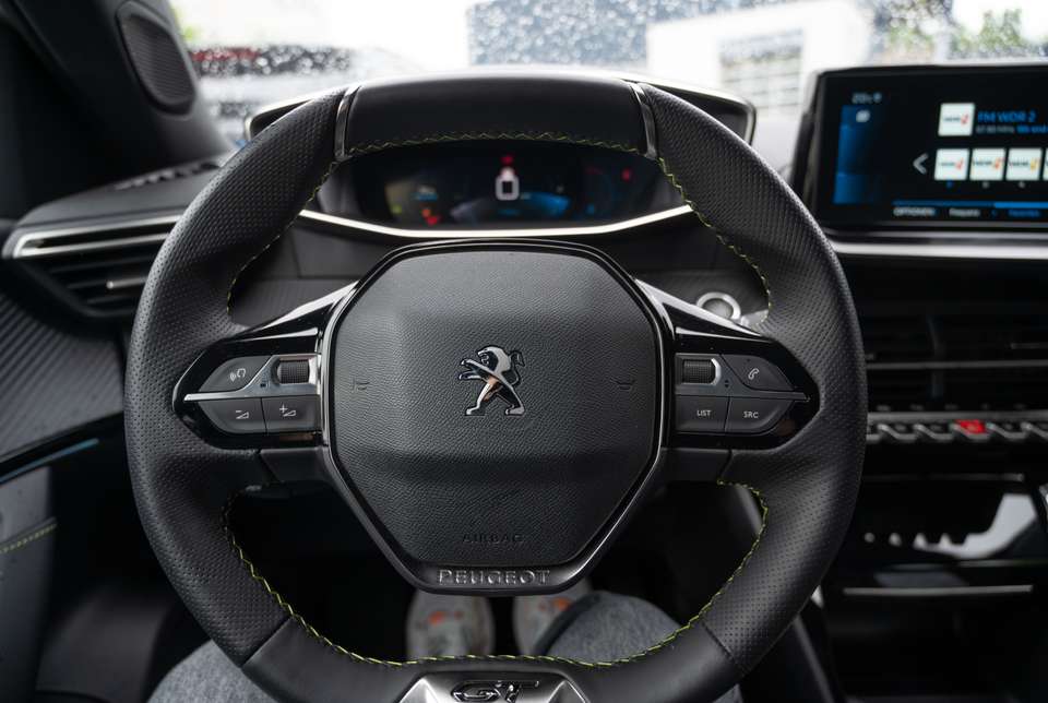 Car picture 14