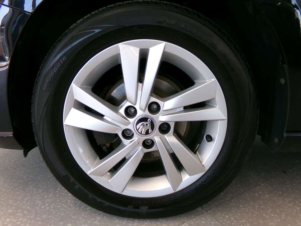 Car picture 6