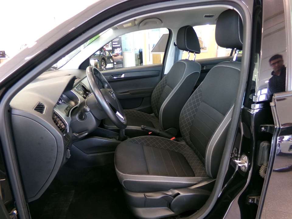 Car picture 12