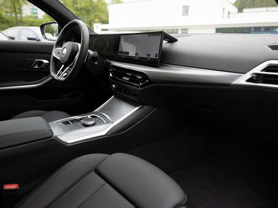 Car picture 9
