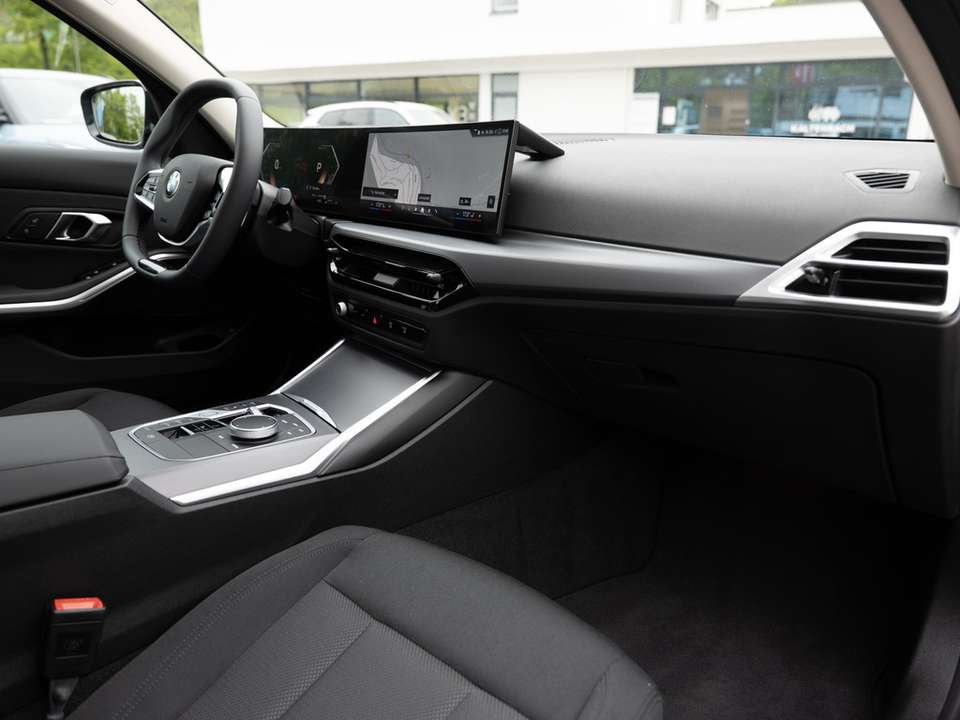 Car picture 8