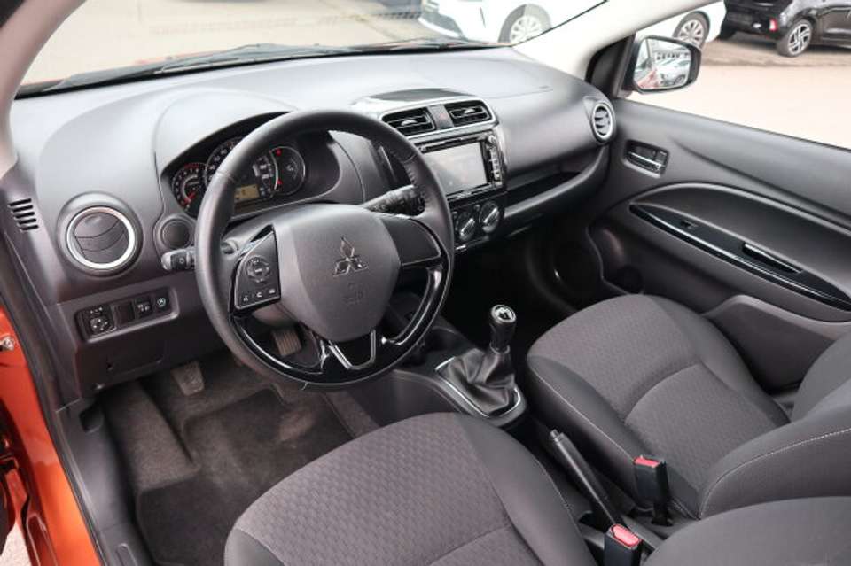 Mitsubishi Space Star - Imagem 7