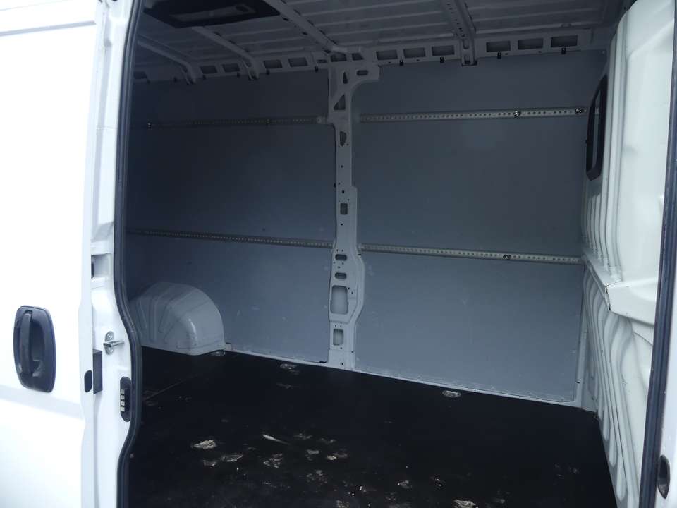 Car picture 9