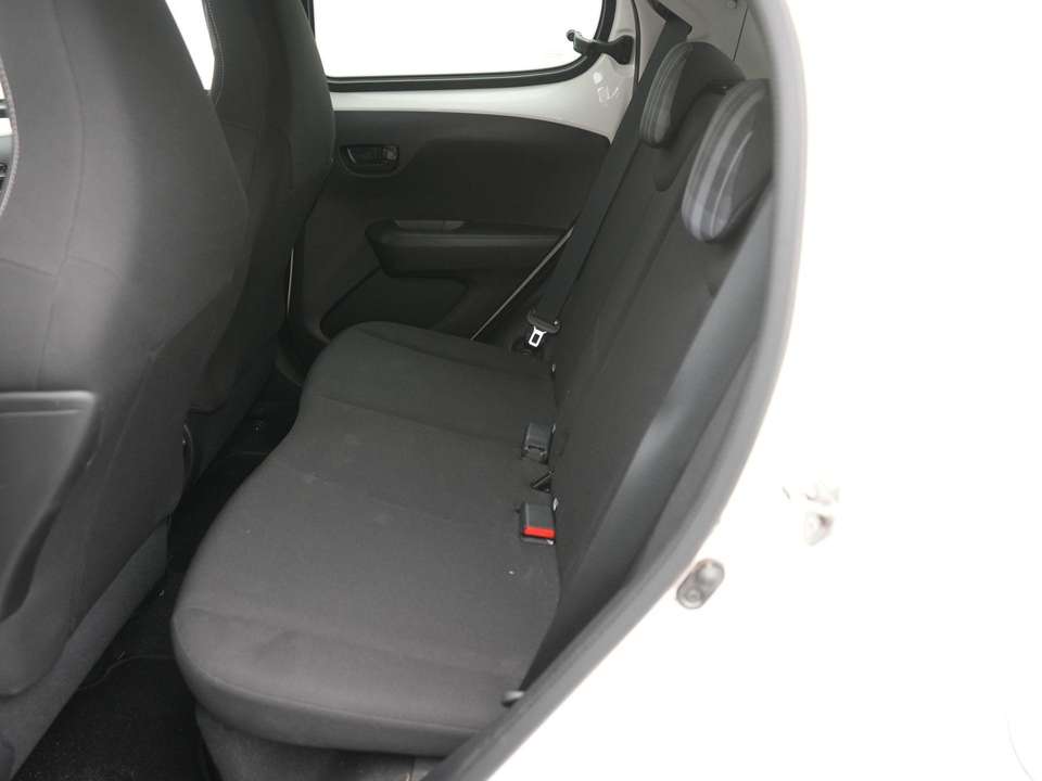 Peugeot 108 - Imagem 10