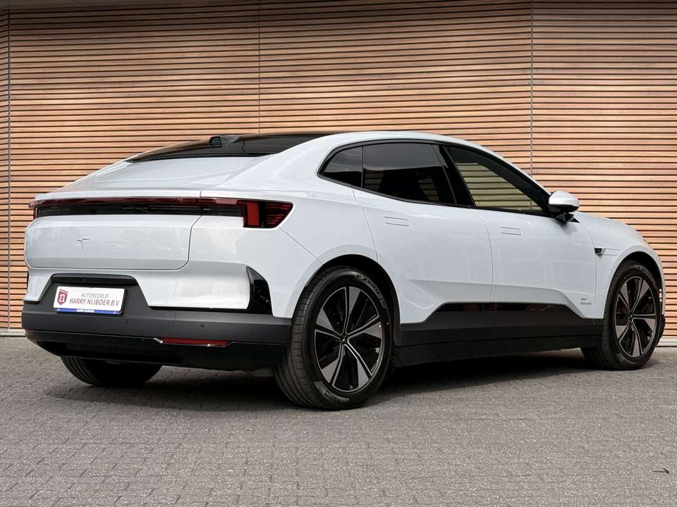 Polestar 4 - Imagem 3