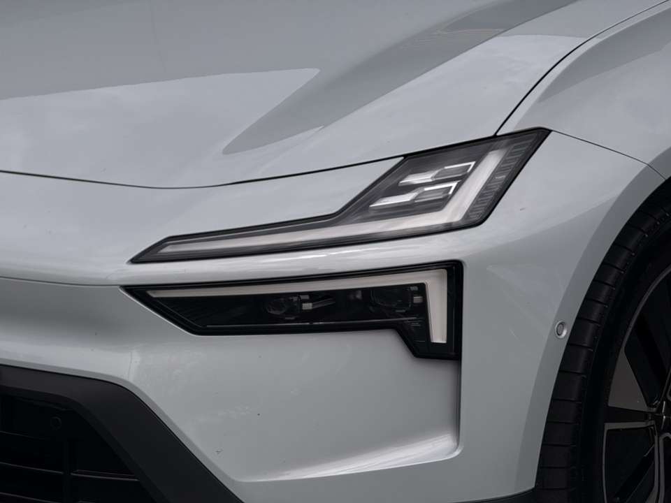 Polestar 4 - Imagem 10