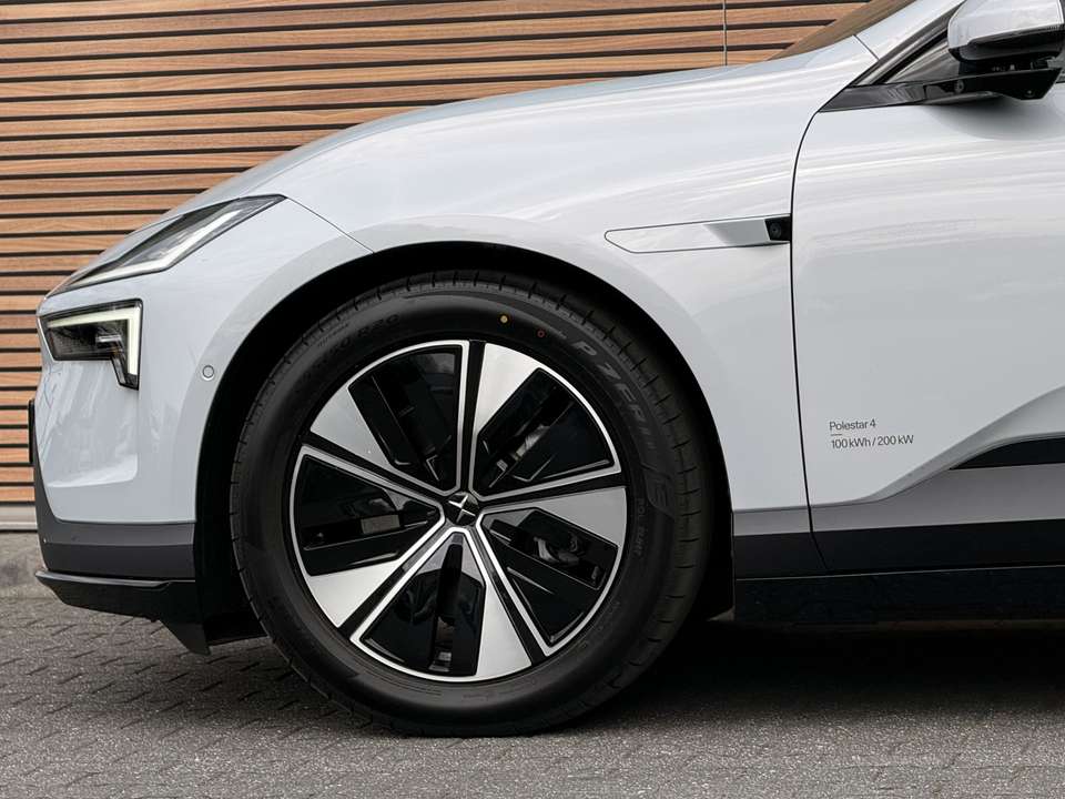 Polestar 4 - Imagem 12