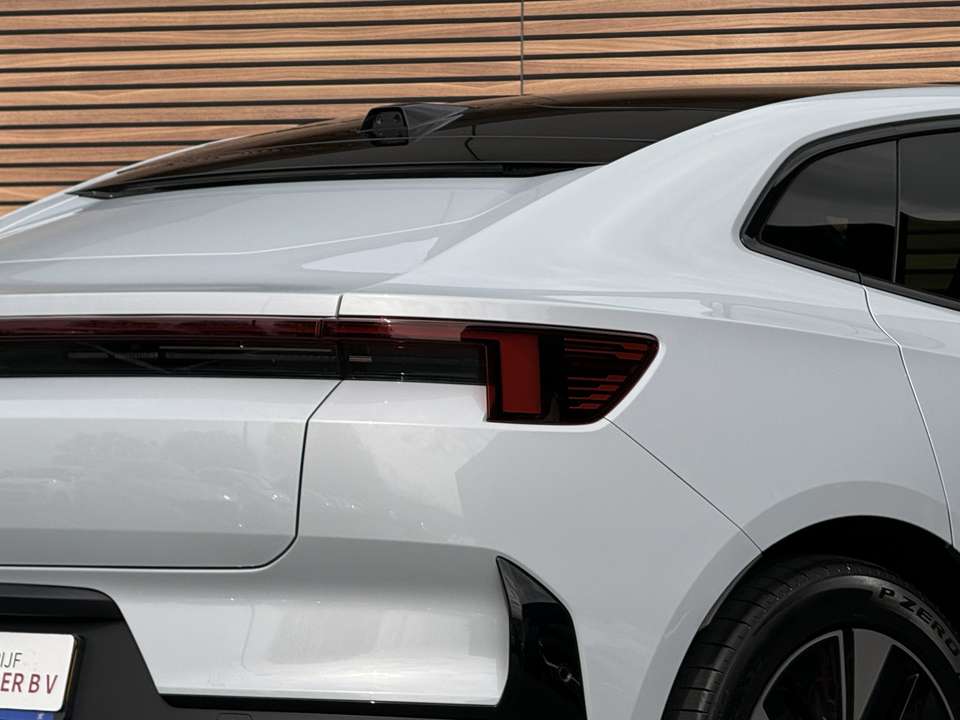 Polestar 4 - Imagem 18