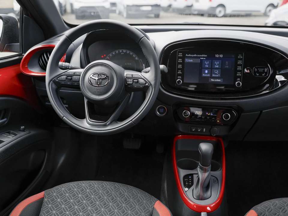 Car picture 9