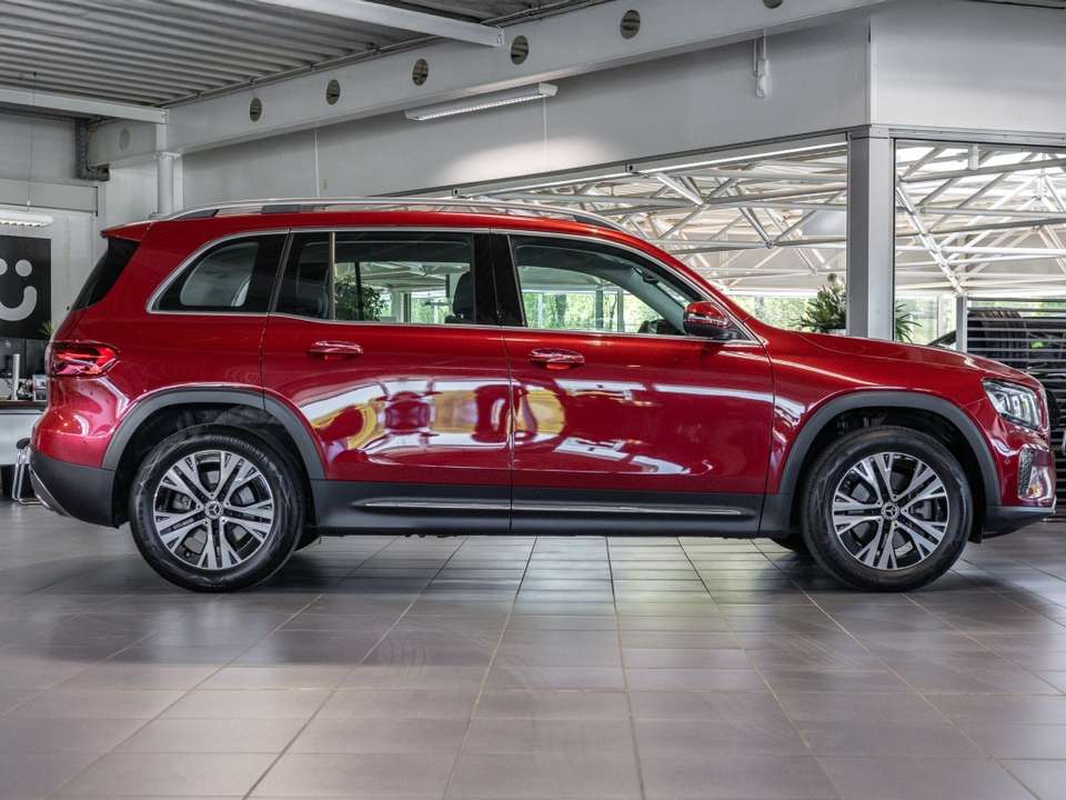 Mercedes-Benz GLB 220 - Imagem 4