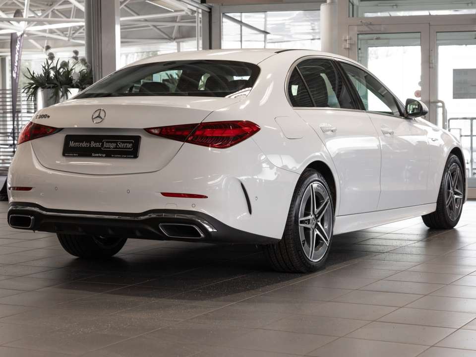 Mercedes-Benz C 300 - Imagem 5