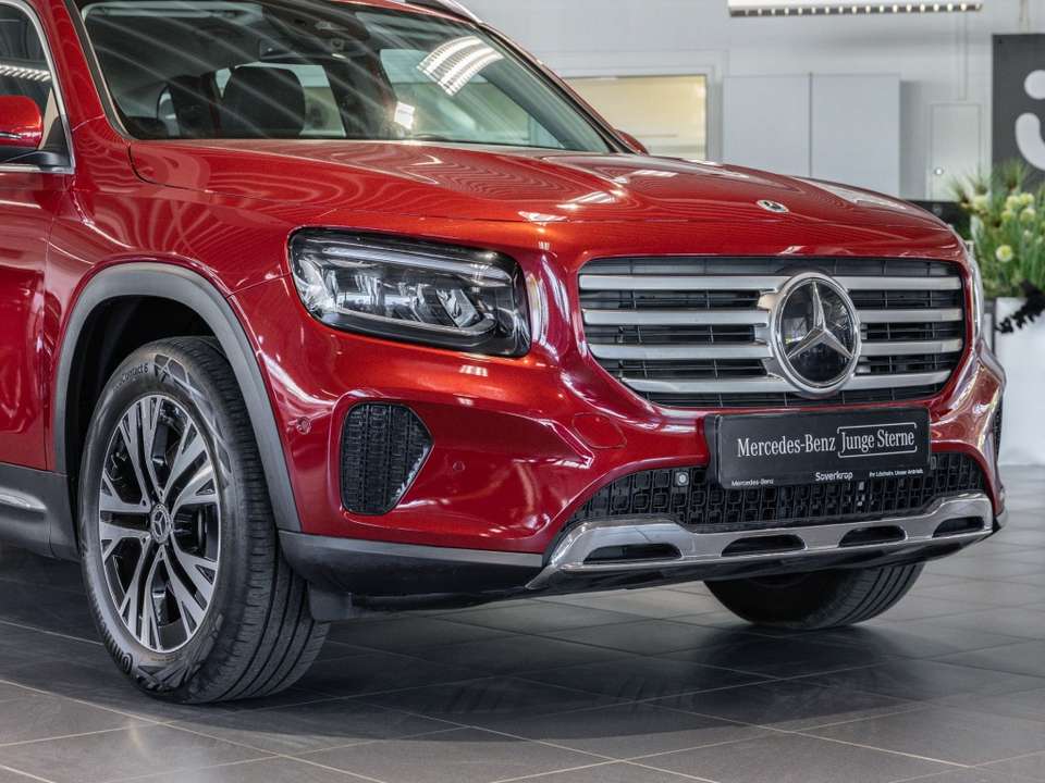 Mercedes-Benz GLB 220 - Imagem 6