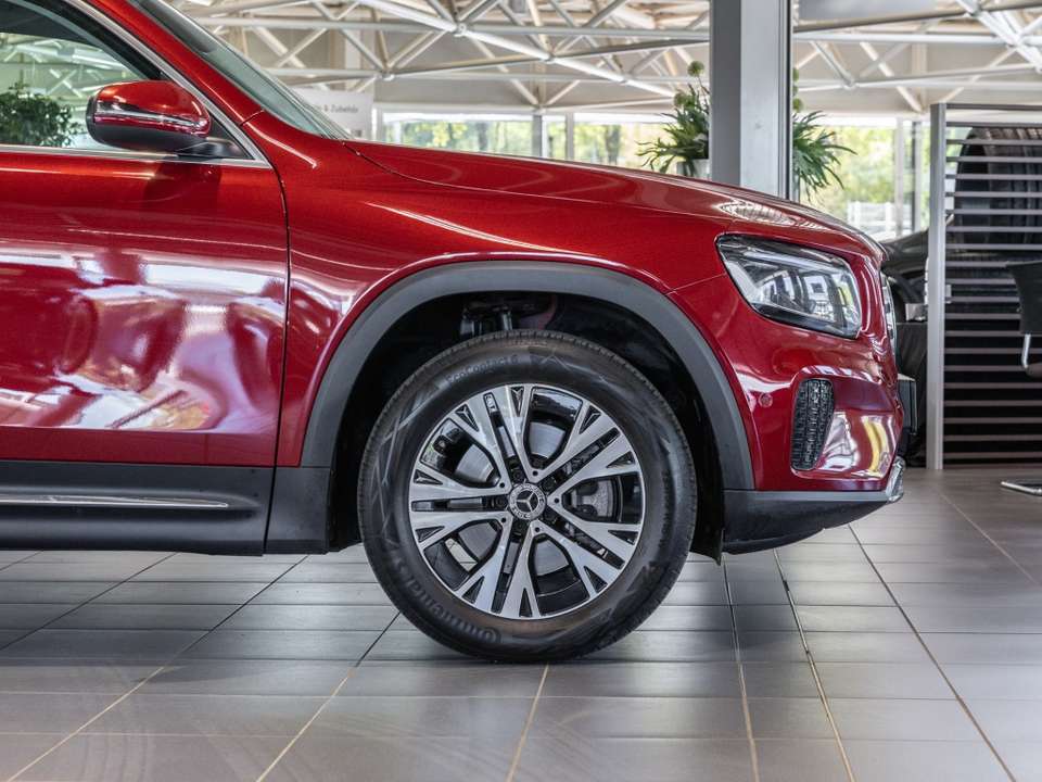 Mercedes-Benz GLB 220 - Imagem 7