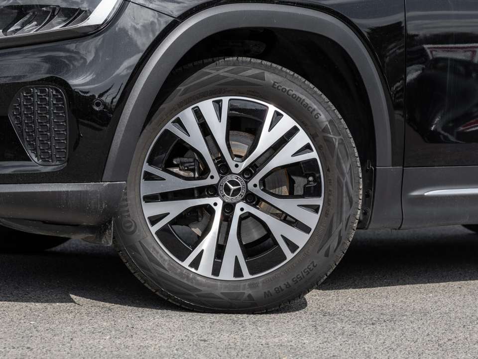 Mercedes-Benz GLB 180 - Imagem 6