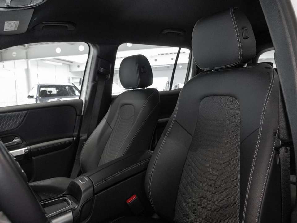 Mercedes-Benz GLB 200 - Imagem 8