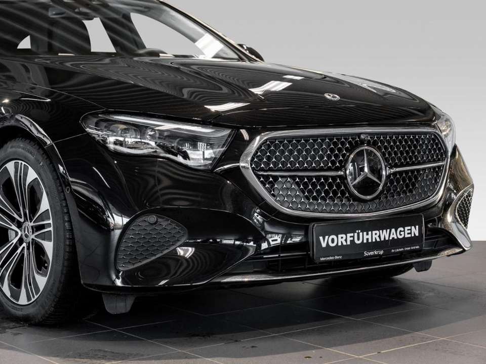Mercedes-Benz E 300 - Imagem 5