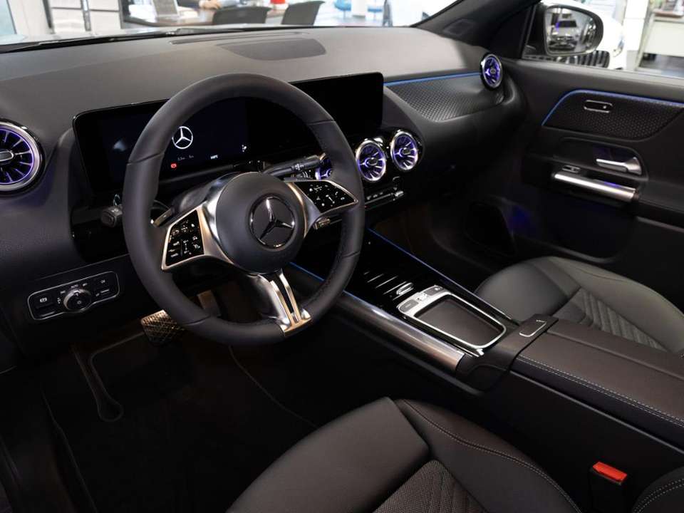 Mercedes-Benz GLA 200 - Imagem 9