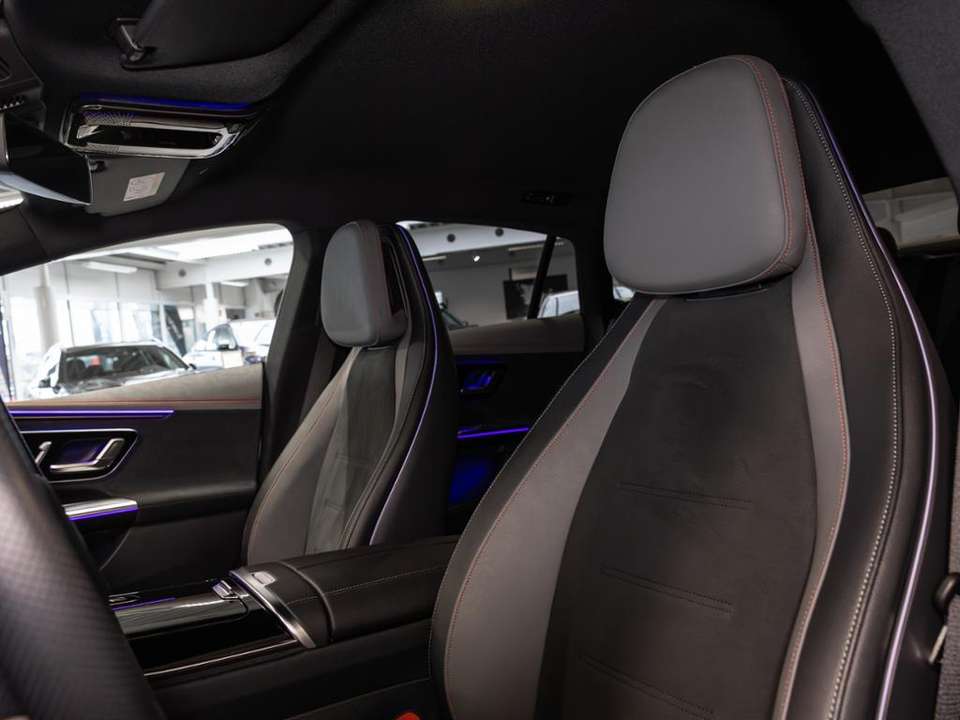 Mercedes-Benz EQE 300 - Imagem 8