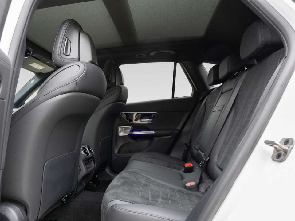 Mercedes-Benz GLC 300 - Imagem 9