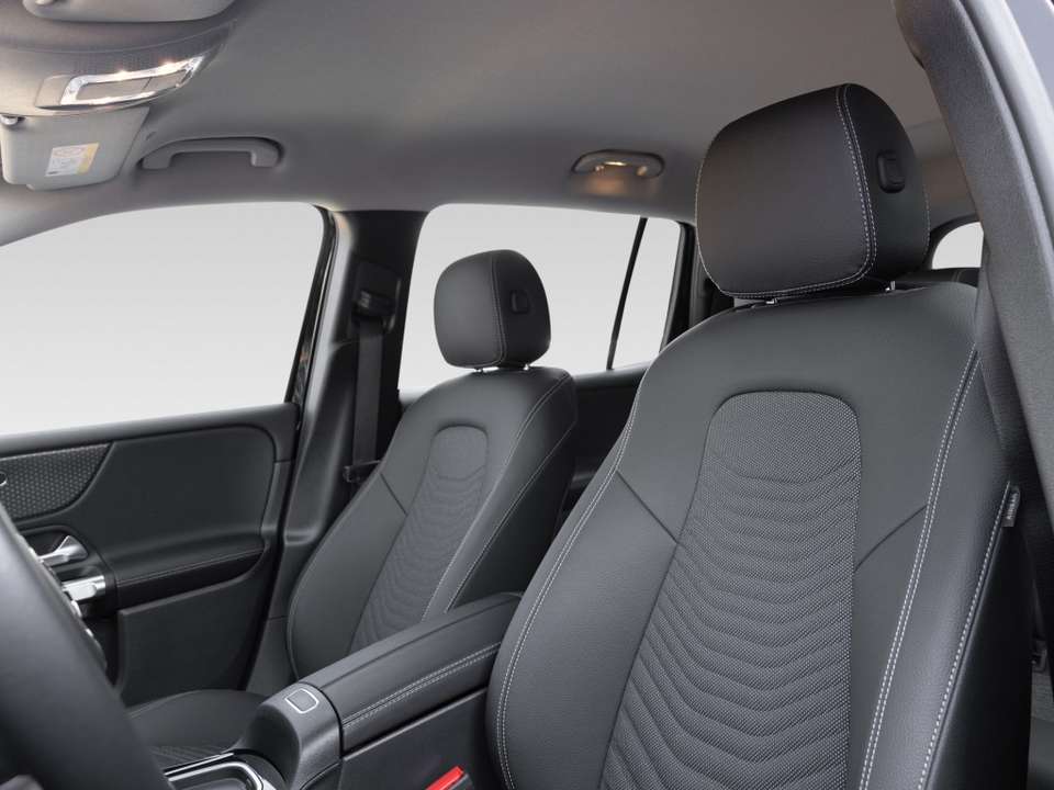 Mercedes-Benz GLB 180 - Imagem 8
