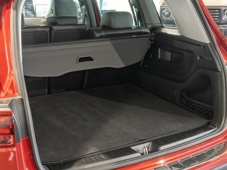Mercedes-Benz GLB 220 - Imagem 12