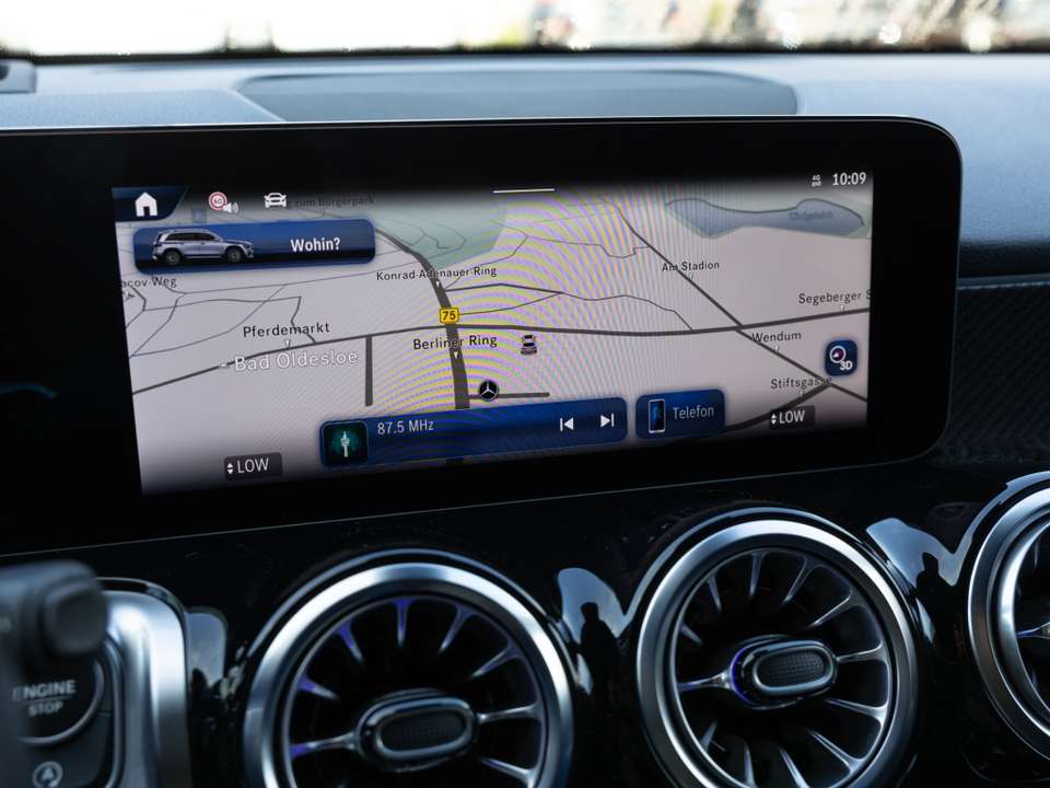 Mercedes-Benz GLB 35 AMG - Imagem 12