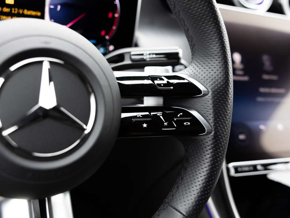 Mercedes-Benz GLC 300 - Imagem 13