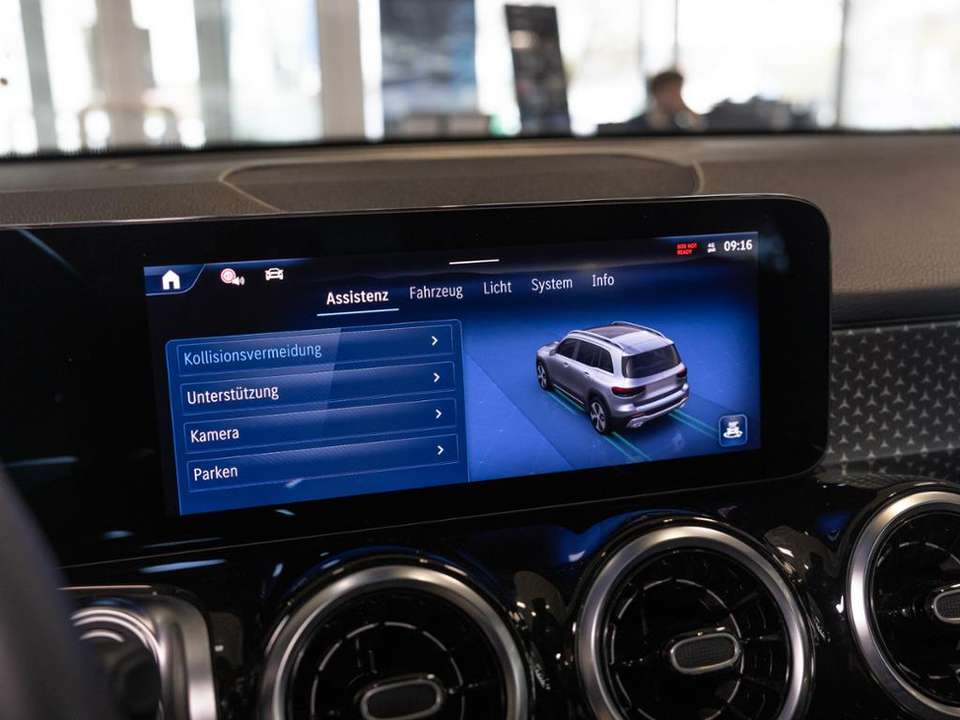 Mercedes-Benz GLB 200 - Imagem 14
